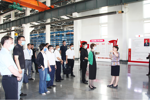 Ȫ����ί��ί����֯������¬��Ƽһ��ݰ��AG�ι��ּ��ŵ��п���