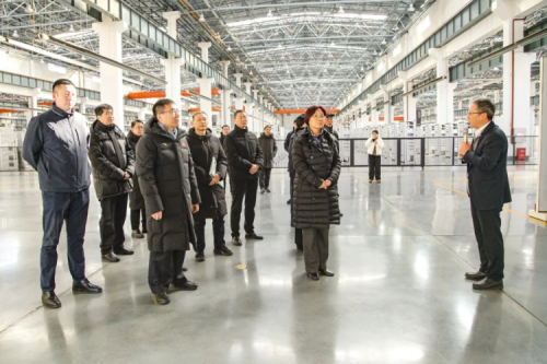 ���¹����������Ա������ϯ������һ��ݰ��AG�ι��ּ������е���